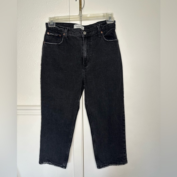 Abercrombie & Fitch The Ultra High Rise The Ankle Straight Jeans size 29 or 8 XS - Picture 3 of 10